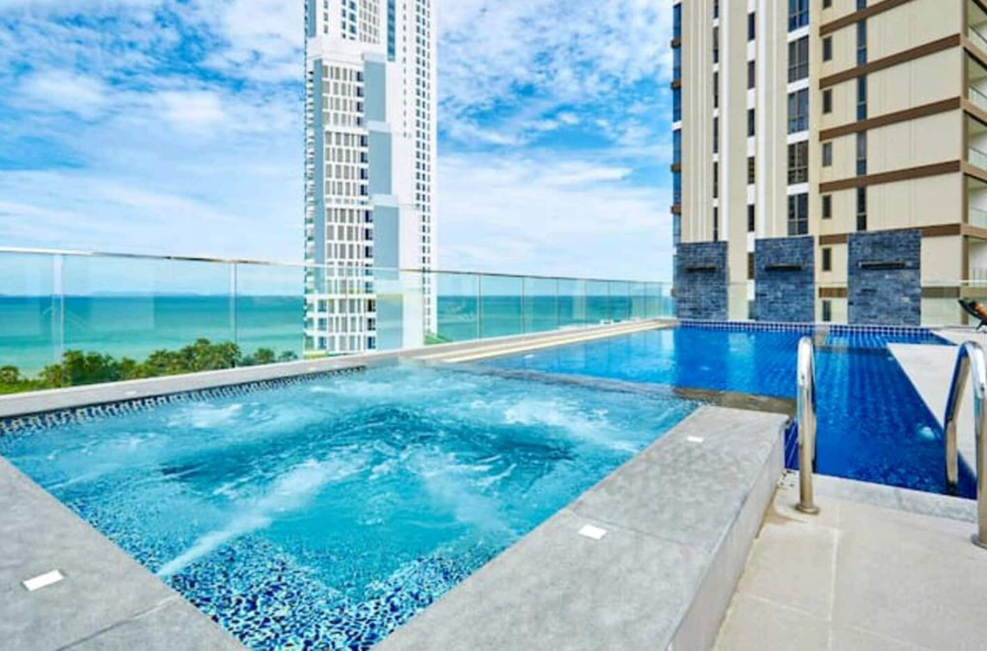 Serenity Pattaya Beach Экстерьер фото